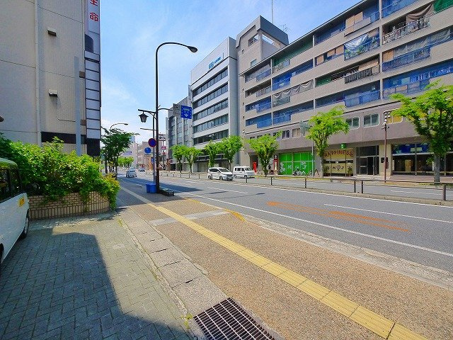 アルファテラスの周辺