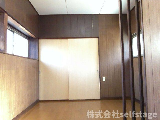 板橋区清水町の一戸建ての居間・リビング