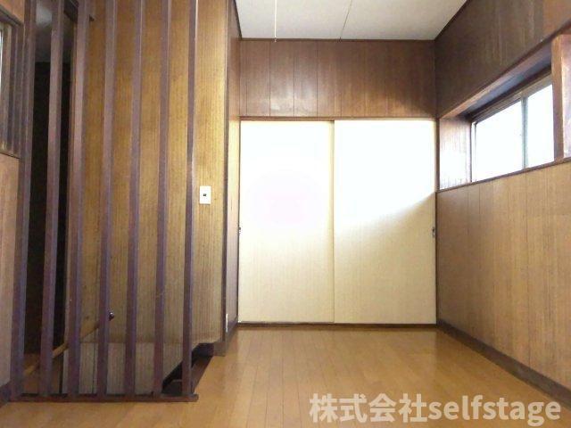 板橋区清水町の一戸建ての居間・リビング