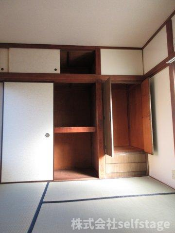 板橋区清水町の一戸建ての収納