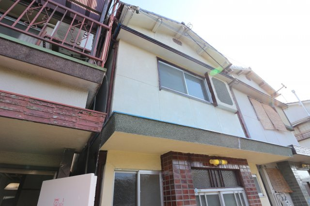 山手７丁目戸建の外観