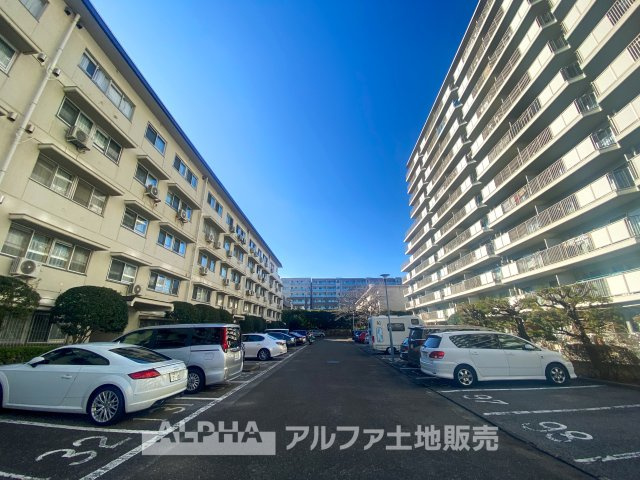 つつじが丘ハイム C棟の外観