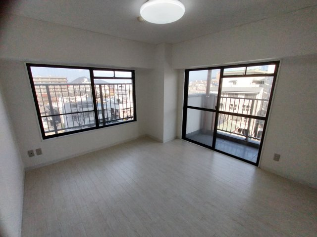 労住協第21ビル　西宝町ニューマンションの洋室