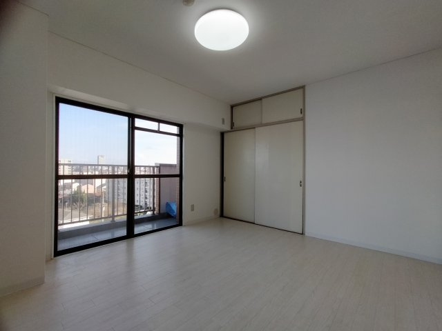 労住協第21ビル　西宝町ニューマンションの洋室