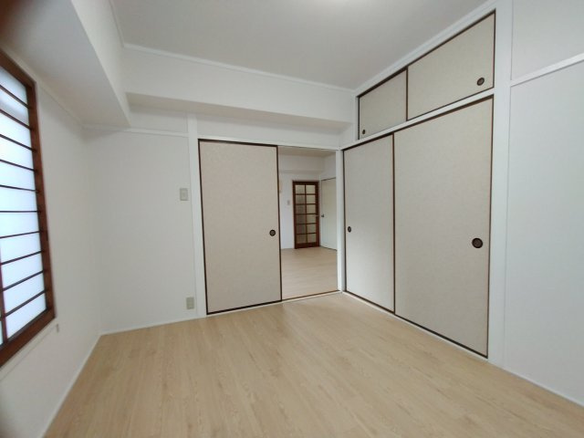 労住協第21ビル　西宝町ニューマンションの洋室