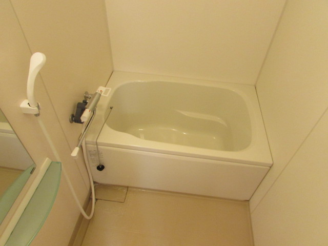 ルージェ仁川の浴室|お風呂で日々の疲れを落としましょう