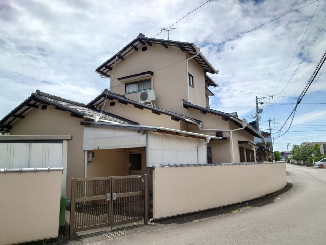 売中古建　焼津市大村三丁目の外観|落ち着いた時間を過ごせる住宅です！