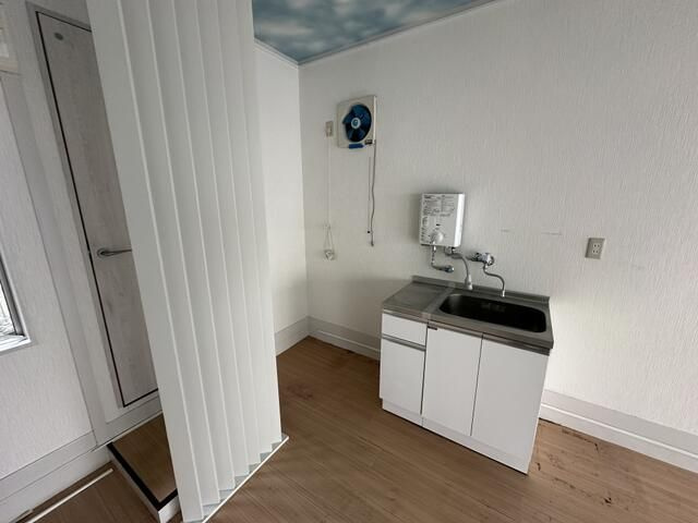 武藤店舗Ｃ号室のキッチン