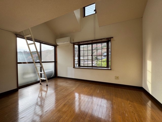 バイエス・サラクボの居間・リビング|使いやすい居間です