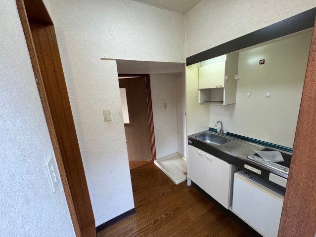 バイエス・サラクボの内装