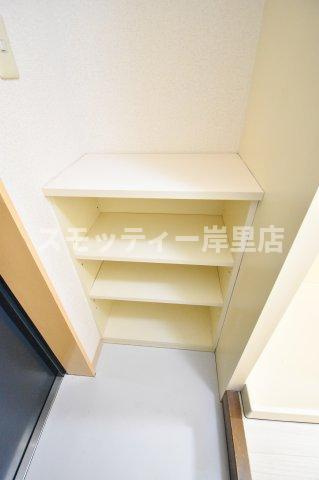 バローレ住之江の収納