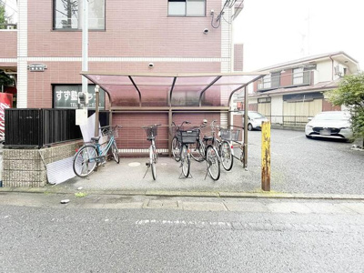 【駐車場】 | 鶴寿館 | 屋根付き駐輪場あります