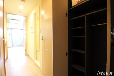 【収納】 | プレサンス新栄デコール | たっぷりとした収納スペースです