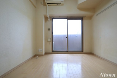 【内装】 | プレサンス新栄デコール | 明るい室内です