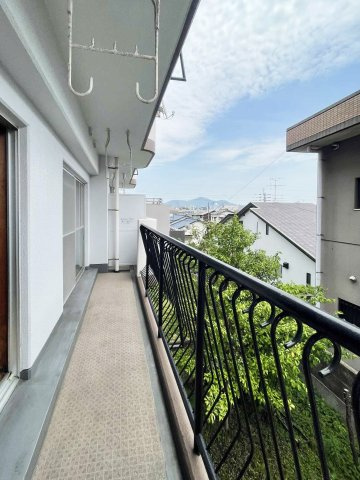 グランドハイツ中原東のバルコニー|広々バルコニー