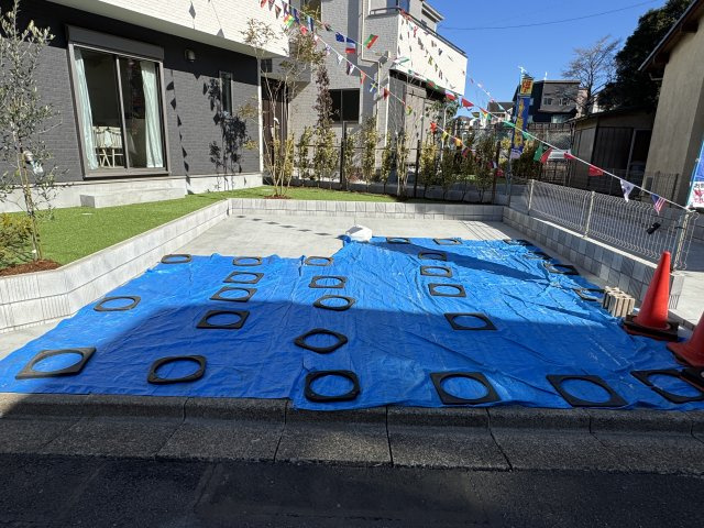 柏市酒井根２丁目新築戸建【酒井根小学校：10分】の駐車場|1号棟駐車スペース・並列2台駐車可