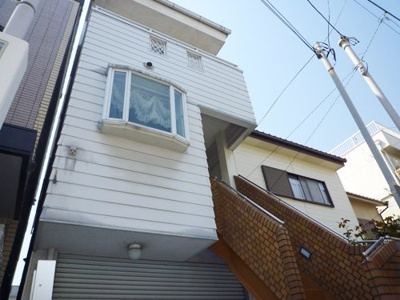 【外観】 | 本町２丁目戸建 | 外観は落ち着いています