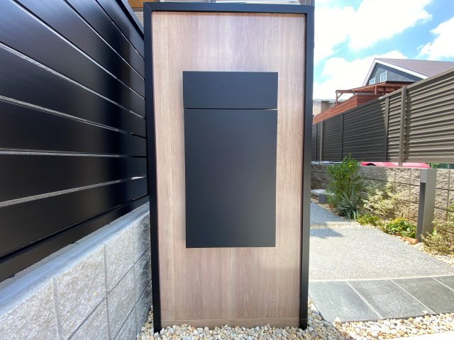 板橋区南町 全2棟 A号棟の設備|外出時に便利な宅配ボックス