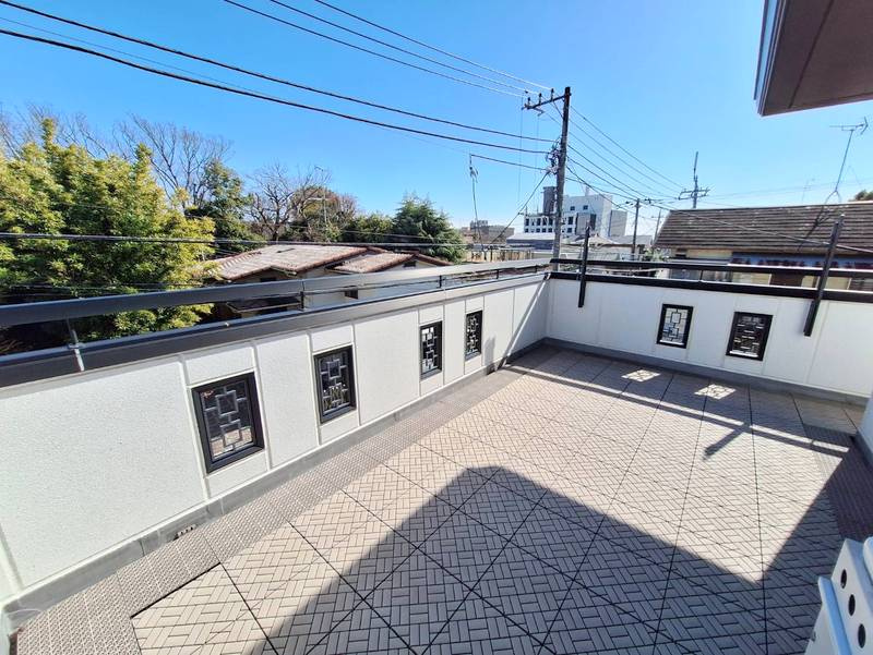 野毛一丁目戸建のバルコニー