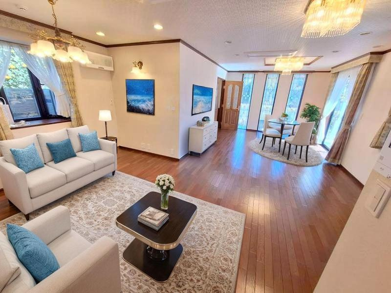 野毛一丁目戸建の居間・リビング|※CG家具の為実際は家具・家電は付きません。