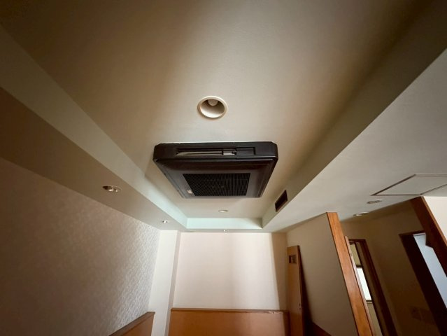 見附町コスモマンションの設備