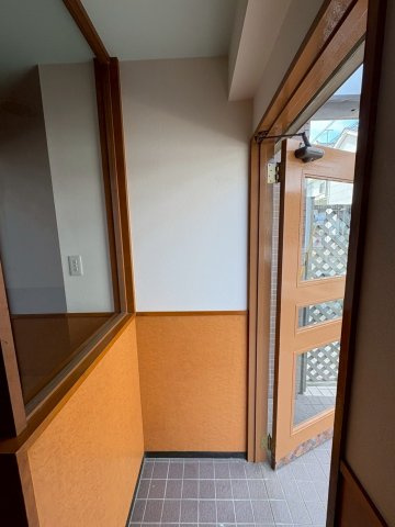 見附町コスモマンションの内装