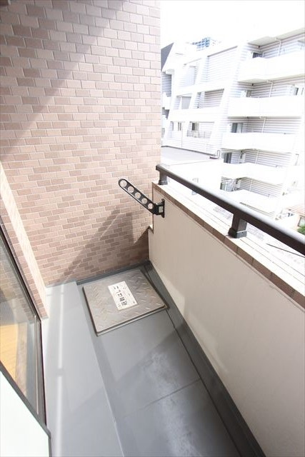日神パレステージ駒場のバルコニー