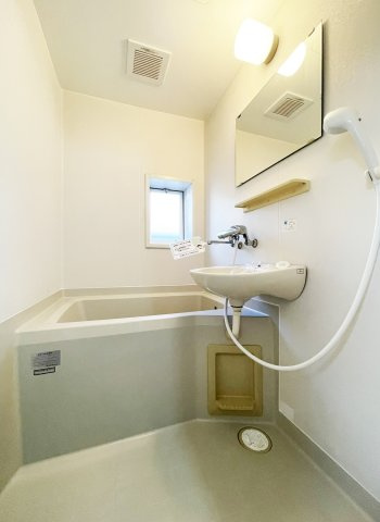 山城ＴＯＣの浴室