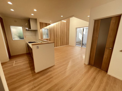 【ダイニング】