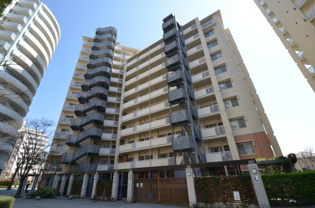 西宮マリナパークシティ海のまち5番館の外観