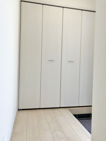 【玄関】 | 藤岡市立石　新築１号棟