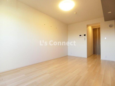 【内装】 | フェルヴォーレ | ９．７帖の洋室です。