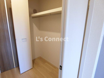 【収納】 | フェルヴォーレ | クローゼットでお荷物もすっきり収納。