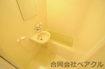 【浴室】 | レオパレスシェルクール