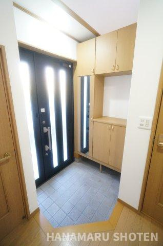 中古　千葉市稲毛区長沼町の玄関|＊当日ご案内可＊ご希望の物件まとめてご案内！弊社が掲載していない物件でもOK♪お気軽にご相談ください ♪お電話でのお問合わせがスムーズ♪