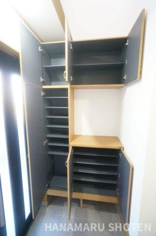 中古　千葉市稲毛区長沼町の玄関|＊当日ご案内可＊ご希望の物件まとめてご案内！弊社が掲載していない物件でもOK♪お気軽にご相談ください ♪お電話でのお問合わせがスムーズ♪