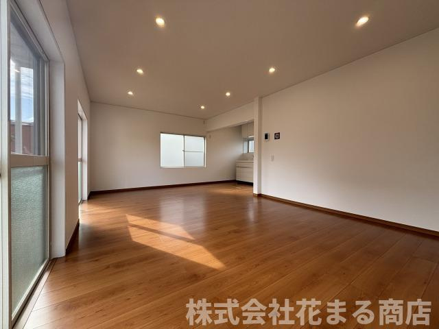 中古　山武市九十九里町片貝の居間・リビング|＊当日ご案内可＊ご希望の物件まとめてご案内！弊社が掲載していない物件でもOK♪お気軽にご相談ください ♪お電話でのお問合わせがスムーズ♪