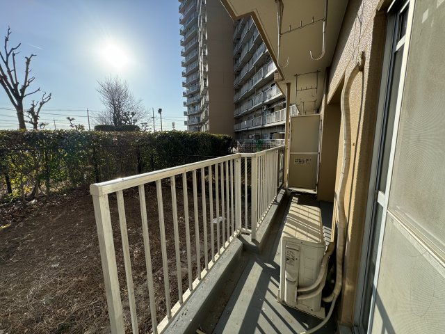-三丁目不動産-　ダイアパレスビッグイウイング深谷　専用庭のバルコニー