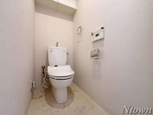 【トイレ】 | プレサンス錦エボリューション | ゆったりとした空間のトイレです