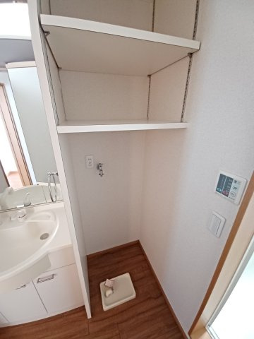 モン・シャトレのその他|洗濯機置場