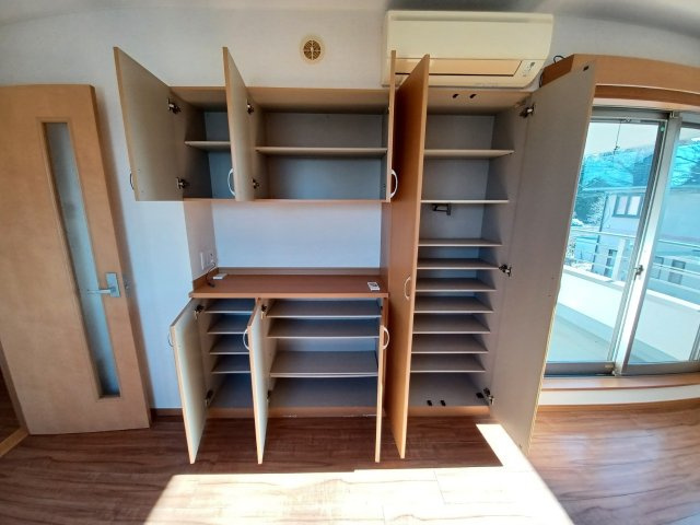 モン・シャトレの収納|たっぷりとした収納スペースです