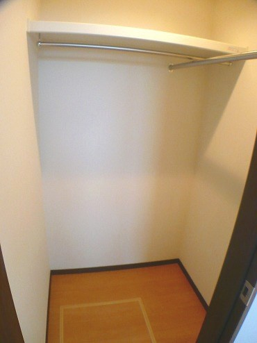 ワコーレヴィアーノ明石上ノ丸の収納