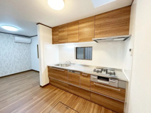 西宮市　堀切町　テラスハウスの画像