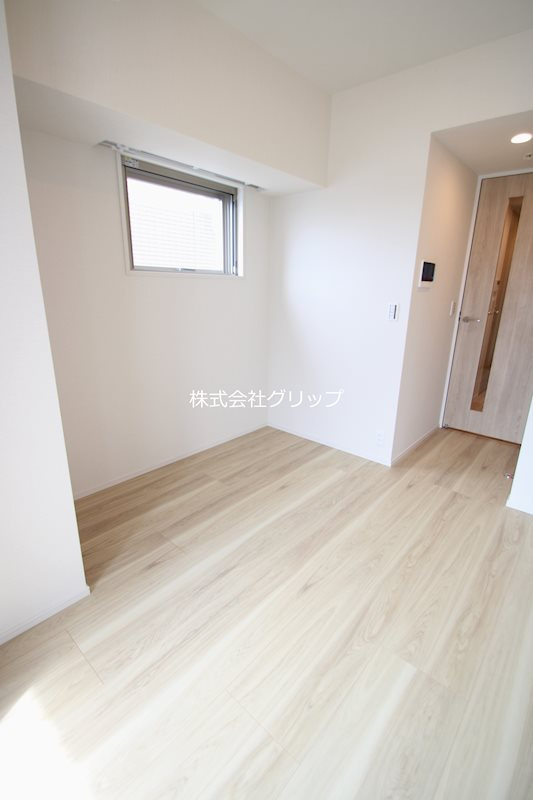 ブランシエスタ横浜高島町の洋室