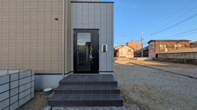 【エントランス】 | Feliz貝塚