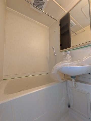 楠本マンションの浴室