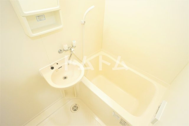 ラ・コート・ドール津田沼の浴室|※写真は別のお部屋です。詳細はお問い合わせください。