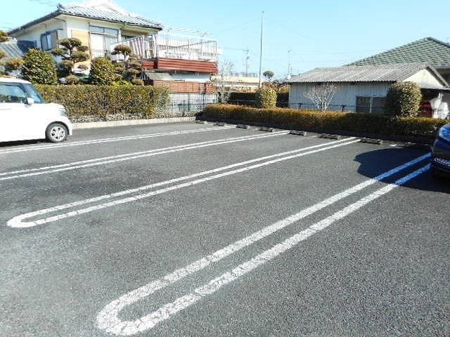 ベル・フィオーレ　Ｂ棟の駐車場