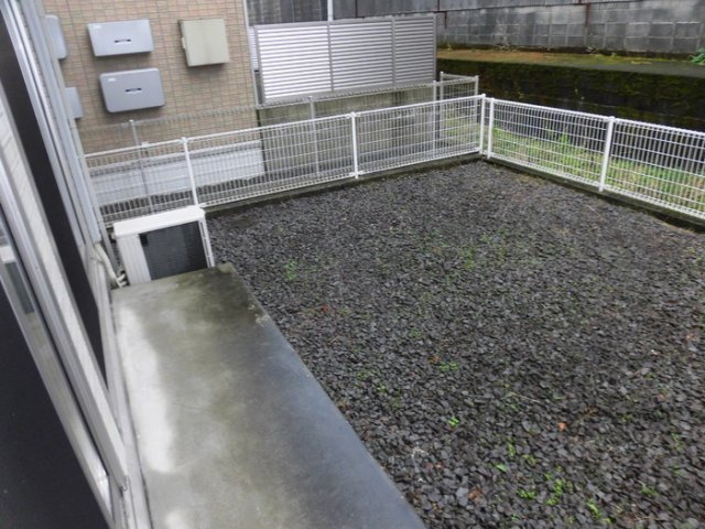 ボヌール B棟の庭|Ｂ棟103 専用庭