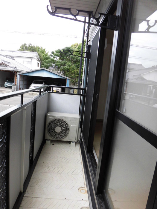 シェ・ドゥーブル A棟のバルコニー|Ａ101バルコニー